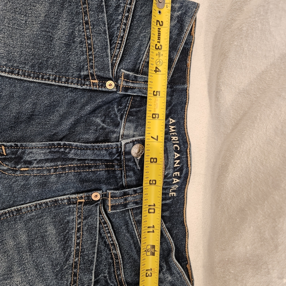 American Eagle Outfitters Women's Blue Denim Shorts Sz 2 - Picture 5 of 9
